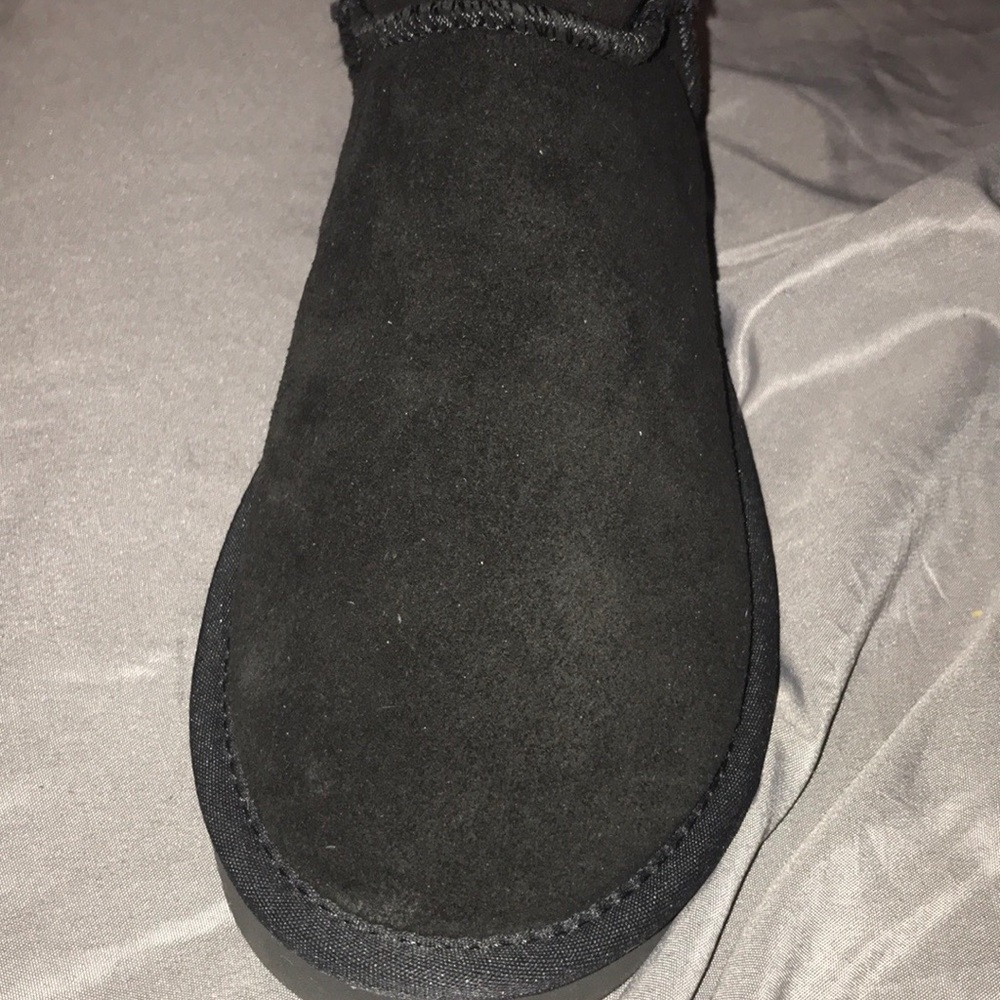 Boots-sizes 5, 9, 10